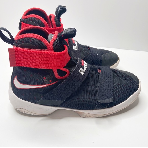 Nike Other - NIKE LeBron Soldier X GS Basketball Shoes Y 6.5